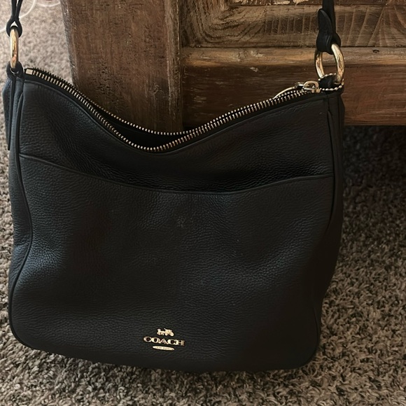 Black Coach bag with gold details, In great condition! - Picture 1 of 4
